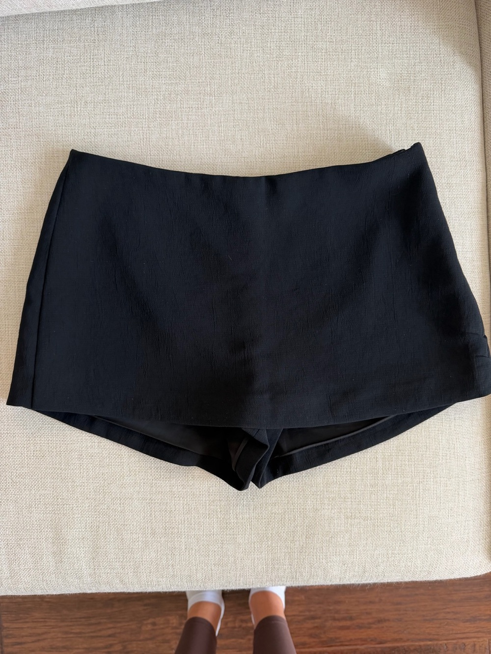 Aritzia Jewel Skort - Crepette Size 2